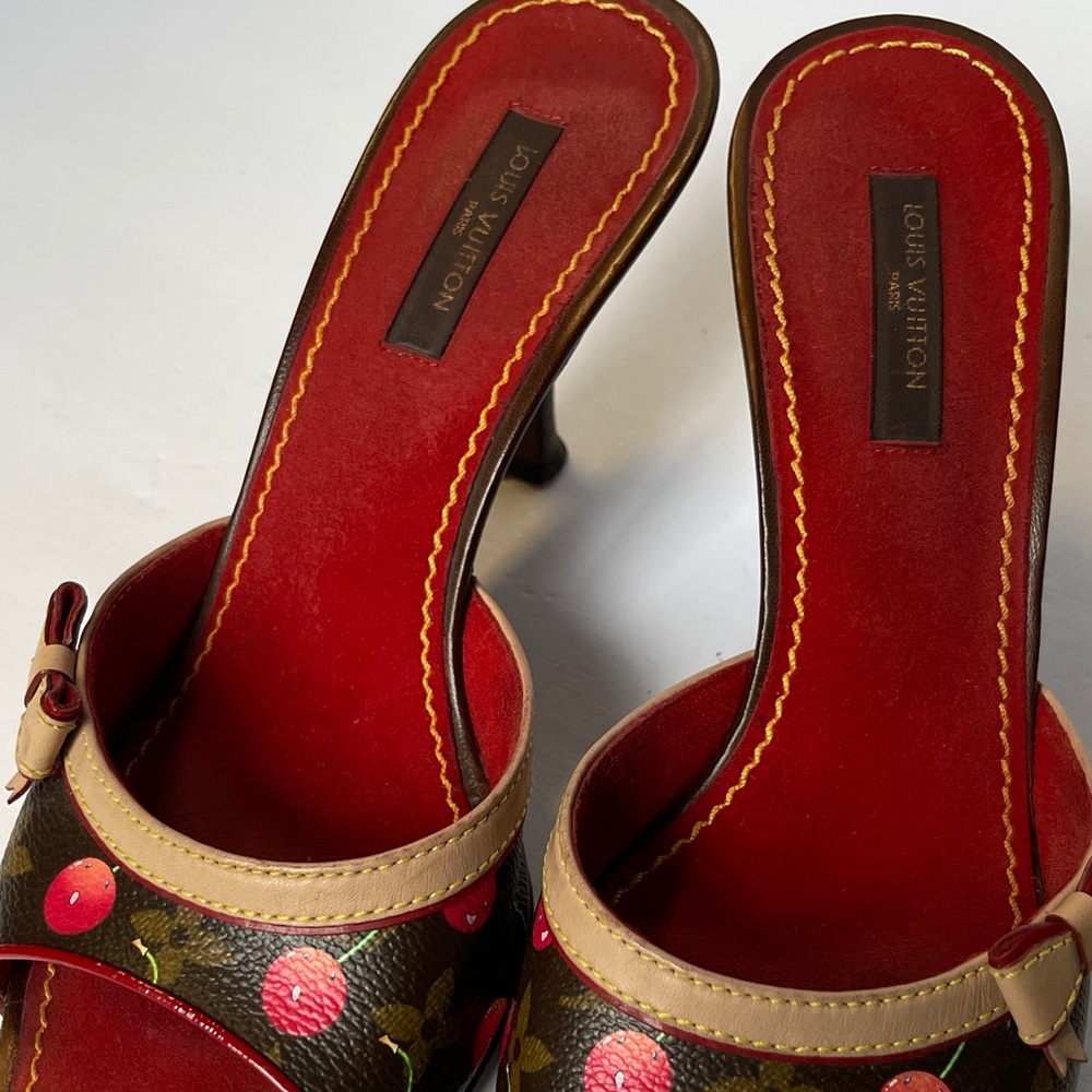 Louis vuitton Cherry takashi murakami heels sz 6.5